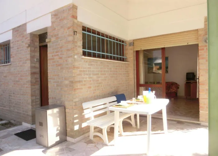 Bright With Garden And Parking - Beahost